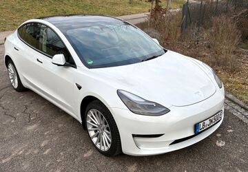Tesla Model 3 38.000 km 32.200 &euro; Tamm 71732