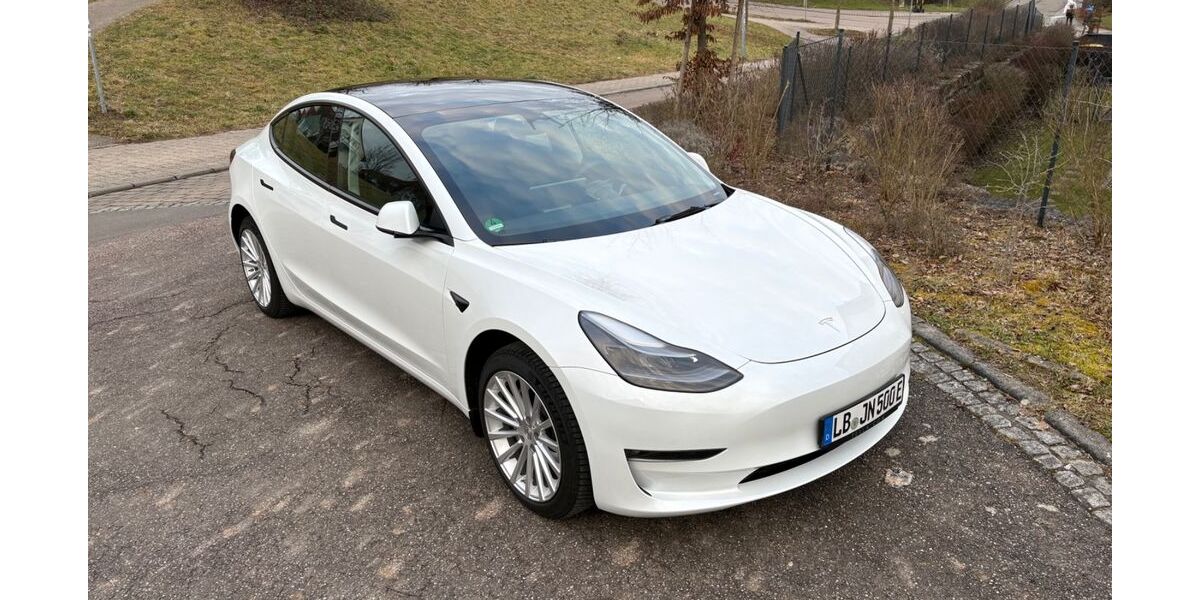 Tesla Model 3 38.000 km 32.200 &euro; Tamm 71732