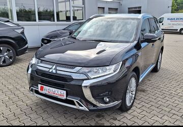 Mitsubishi Plug-in Hybrid Outlander 25.200 km 24.480 &euro; Hildesheim 31135
