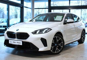 BMW 120 4.750 km 30.390 &euro; München 81825