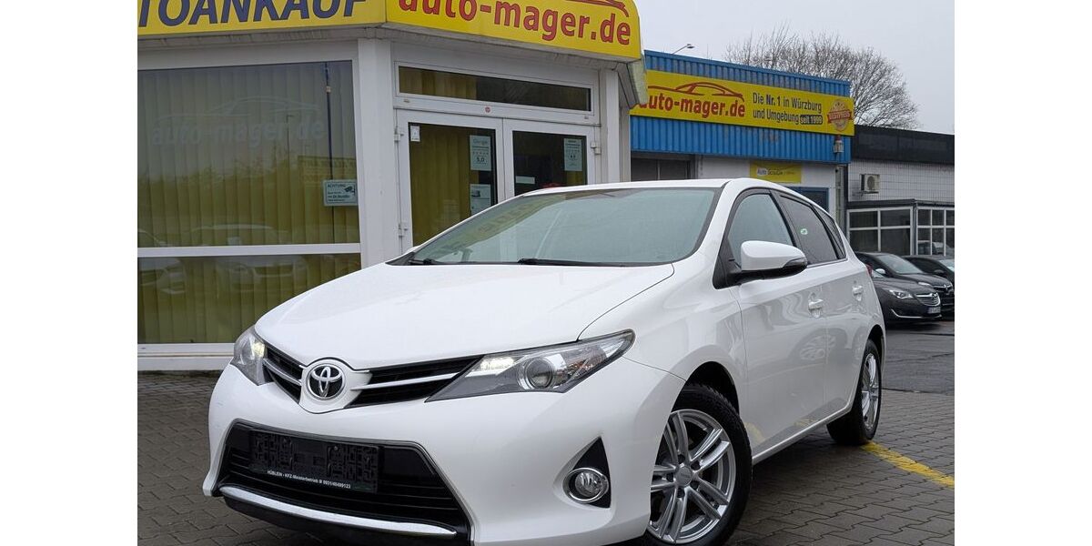 Toyota Auris 143.467 km 8.950 &euro; Würzburg 97078