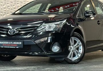 Toyota Avensis 193.561 km 7.999 &euro; Heidenau 01809