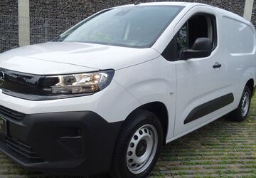 Opel Combo 3.000 km 22.950 &euro; München 81249