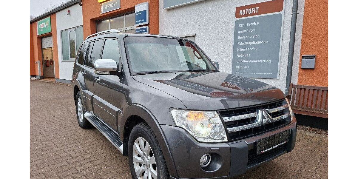 Mitsubishi Pajero 166.499 km 16.949 &euro; Dannenberg 29451