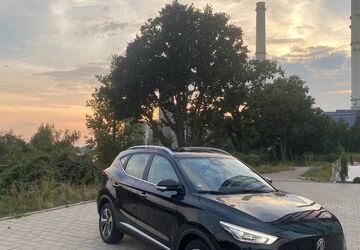 MG ZS 25.432 km 21.500 &euro; Wedel 22880