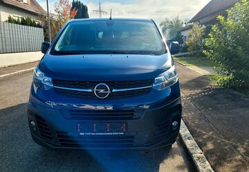 Opel Vivaro 197.020 km 11.890 &euro; Göppingen 73037