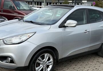 Hyundai ix35 274.258 km 5.199 &euro; Hanau 63452