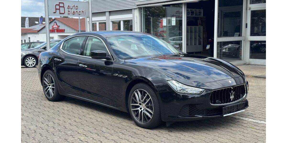 Maserati Ghibli 79.000 km 30.990 &euro; Östringen 76684
