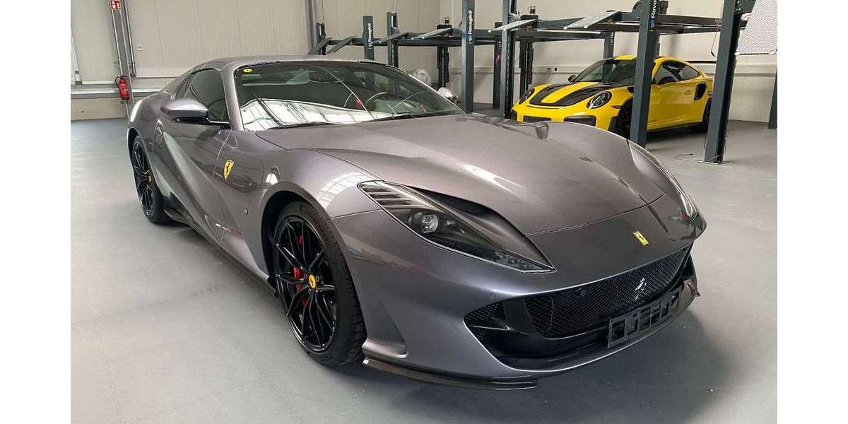 Ferrari 812 1.650 km 449.000 &euro; Speyer 67346
