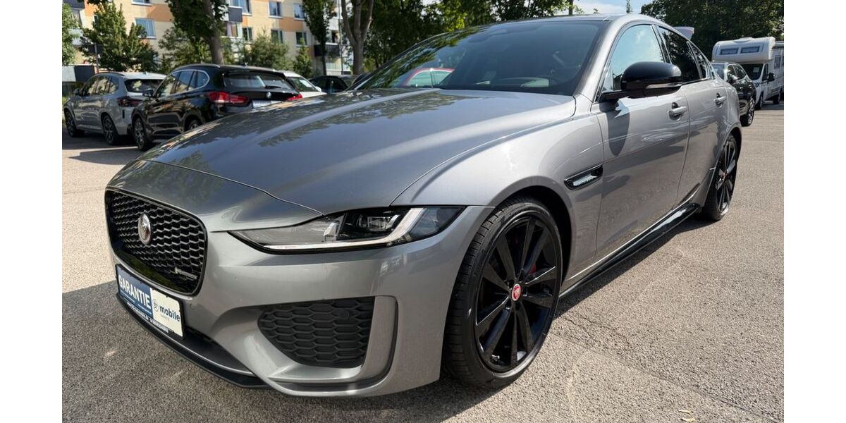 Jaguar XE 92.000 km 23.900 &euro; München 81243