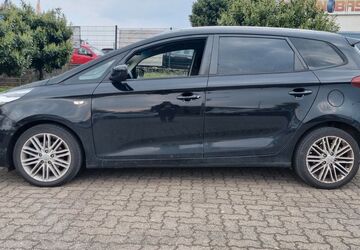 Kia Carens 160.000 km 7.900 &euro; Worms 67547