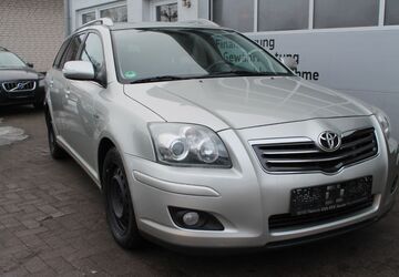 Toyota Avensis 238.090 km 3.777 &euro; Rastede 26180