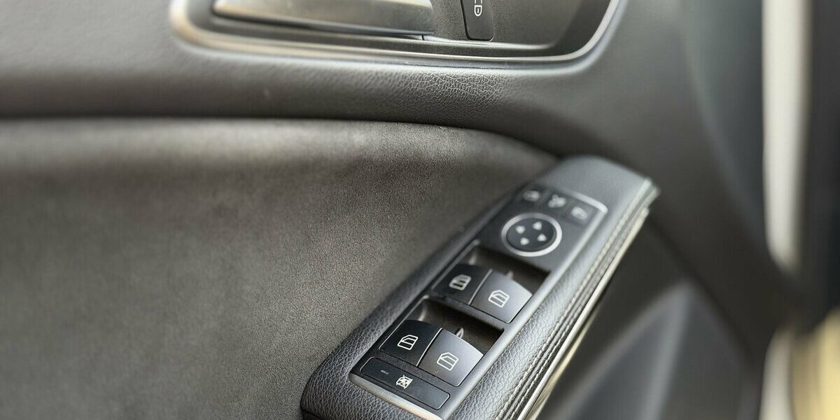 Mercedes-Benz CLA 220 Shooting Brake AMG / PANO / AHK / Kamera 99.000 km 21.390 &euro; Mönchengladbach 41066