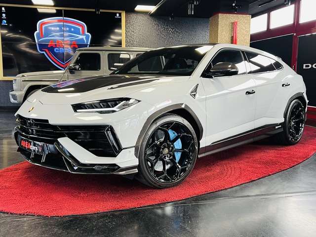 Lamborghini Urus 4.500 km 319.900 &euro; Berlin 12353