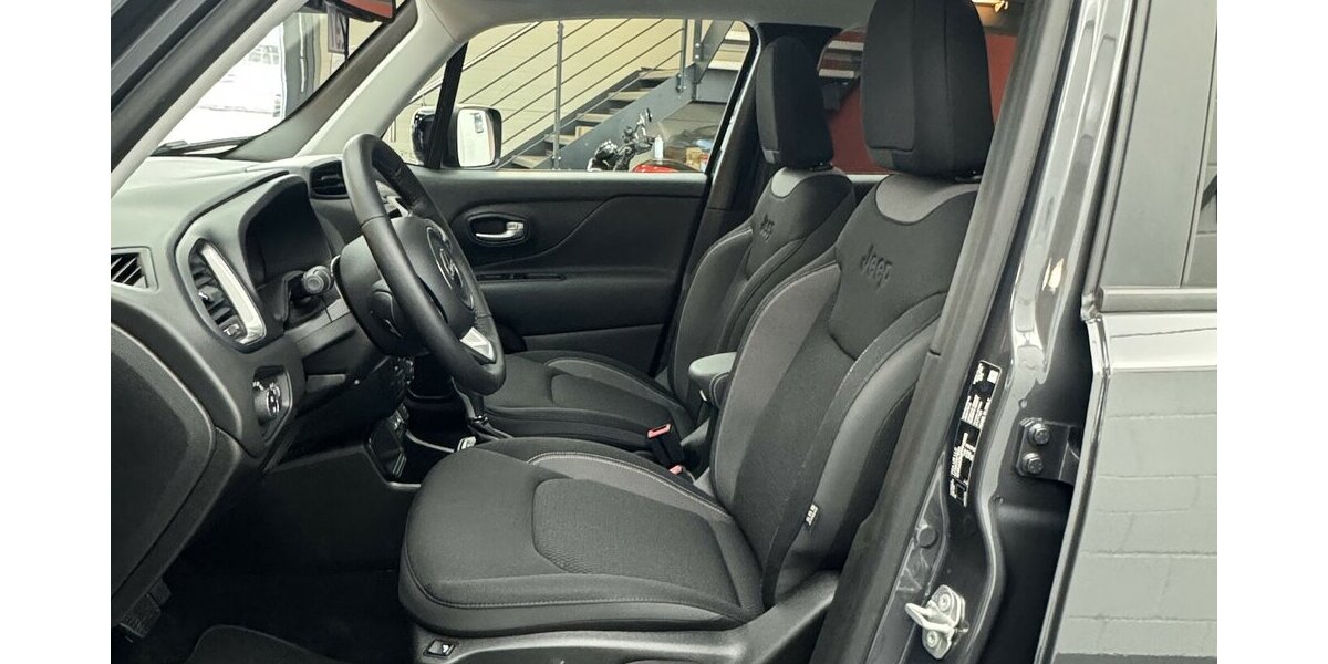 Jeep Renegade 1.5 Mild-Hybrid Limited Panoramadach 15.835 km 21.740 &euro; Lich 35423