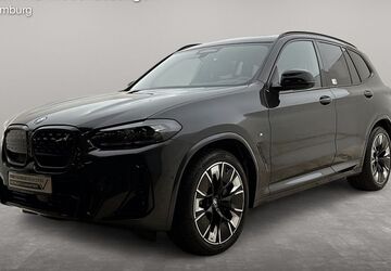 BMW iX3 5.680 km 51.900 &euro; Barsbüttel bei Hamburg 22885