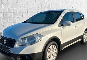 Suzuki (SX4) S-Cross 106.000 km 10.490 &euro; Ilmenau 98693
