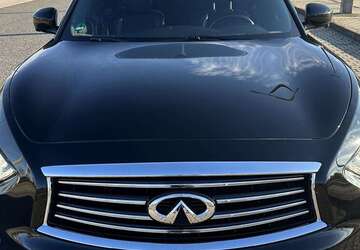 INFINITI QX70 153.400 km 16.500 &euro; Geretsried 82538