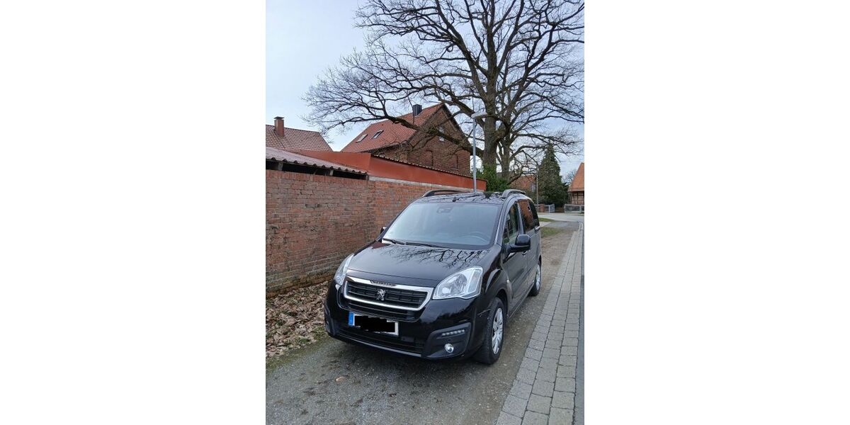 Peugeot Partner Tepee 128.000 km 9.850 &euro; Hohenhameln 31249