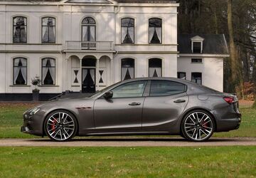 Maserati Ghibli 15.776 km 120.395 &euro; Nunspeet 