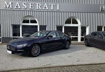 Maserati Ghibli 30.849 km 53.900 &euro; RASTATT 76437