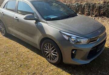 Kia Rio 54.749 km 12.590 &euro; Altenburg 04600