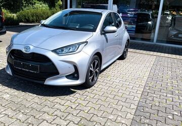 Toyota Yaris 2.500 km 26.980 &euro; Stadthagen 31655