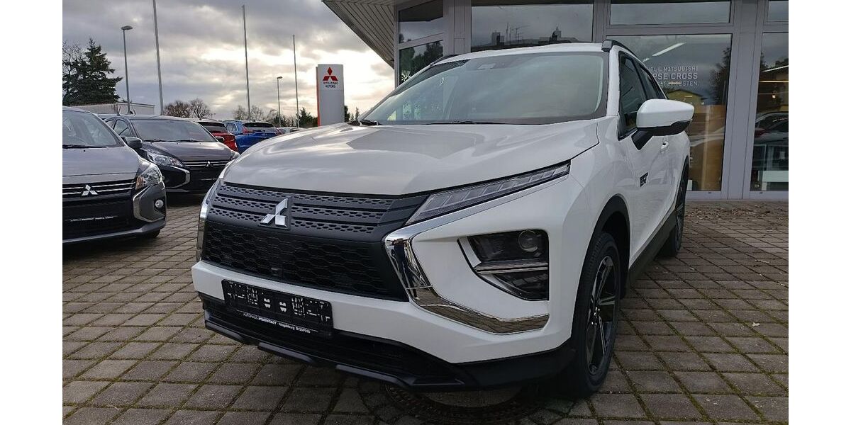 Mitsubishi Eclipse Cross 5.053 km 29.990 &euro; Magdeburg 39124