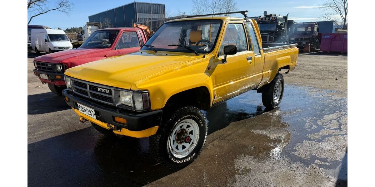 Toyota Hilux 410.000 km 6.900 &euro; Sottrum 27367