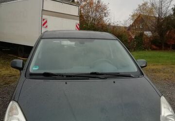 Toyota Corolla Verso 221.000 km 4.000 &euro; Medebach 59964