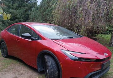 Toyota Prius 176.000 km 21.100 &euro; Chludowo 