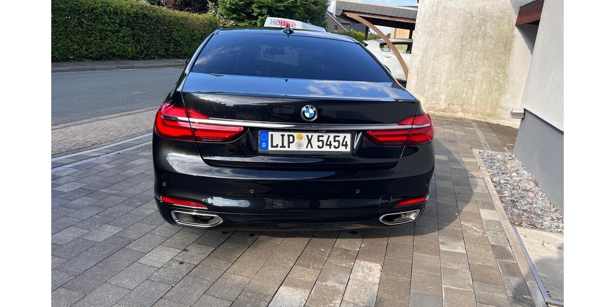 BMW 730 126.000 km 36.900 &euro; Lemgo 32657