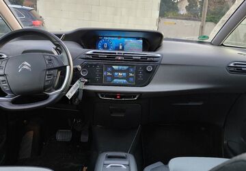 Citroen C4 Picasso 124.123 km 9.490 &euro; Dresden 01237