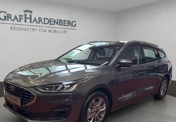 Ford Focus 9.900 km 29.980 &euro; Karlsruhe 76185