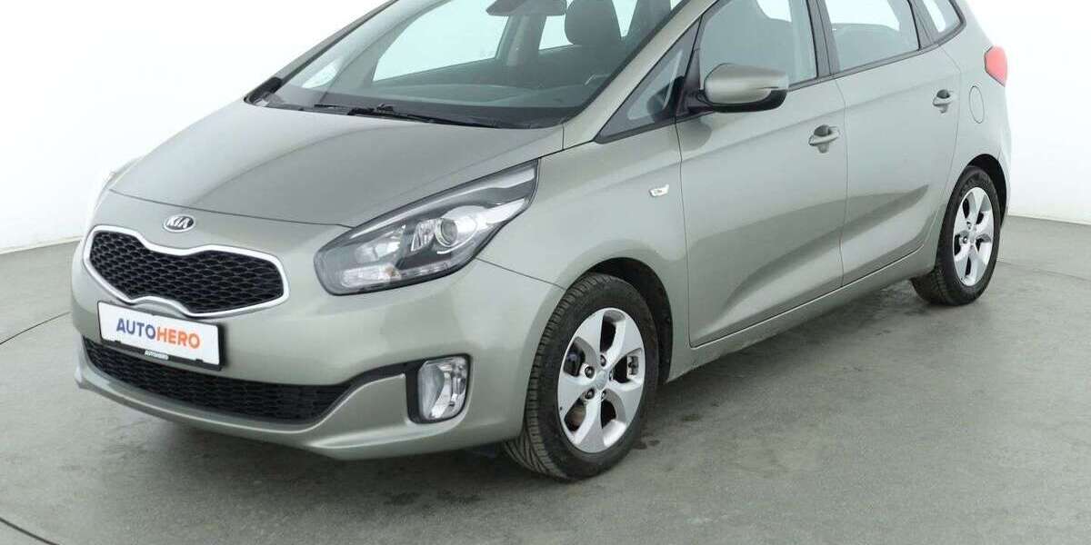 Kia Carens 73.110 km 13.190 &euro; Stuttgart 70195
