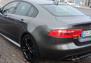 Jaguar XE 204.755 km 10.000 &euro; Rosdorf 37124