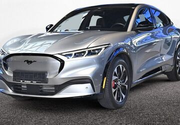 Ford Mustang Mach-E 10.800 km 34.850 &euro; Wolfenbüttel 38302