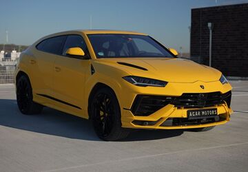 Lamborghini Urus 29.543 km 261.800 &euro; München 80939
