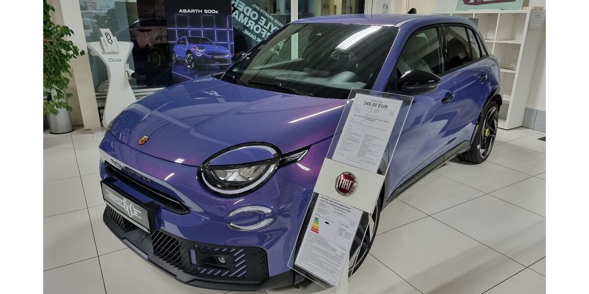 Abarth 600e 2.049 km 45.290 &euro; Helmbrechts 95233