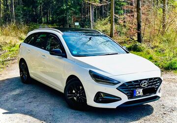 Hyundai i30 93.500 km 16.000 &euro; Bad Herrenalb 76332