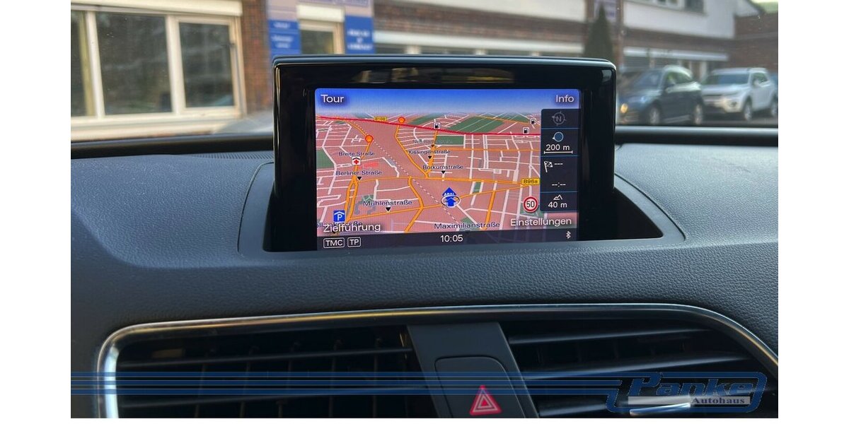 Audi Q3 2.0 TFSI quattro S-Line*Pano*NAV*AHK*BT*SHZ* 212.987 km 12.990 &euro; Berlin 13187