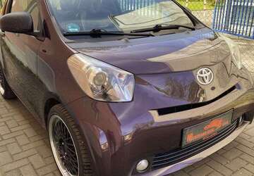 Toyota iQ 104.939 km 5.990 &euro; Berlin 12107
