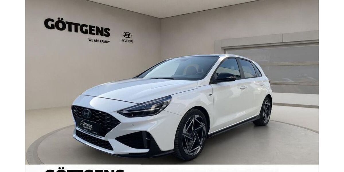 Hyundai i30 23.601 km 22.990 &euro; Soest 59494