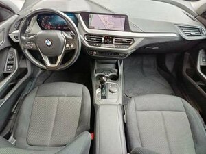 BMW 118 i Advantage Steptronic |NAVI|Kamera|SHZ|LED| 75.511 km 20.560 &euro; Höhenkirchen-Siegertsbrun 85635