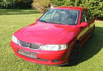 Opel Vectra 200.000 km 1.099 &euro; Leubnitz 08539