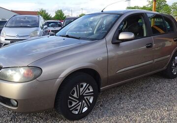 Nissan Almera 215.800 km 900 &euro; Dresden 01219