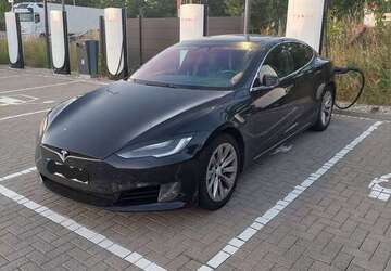 Tesla Model S 290.000 km 34.999 &euro; Achern 77855