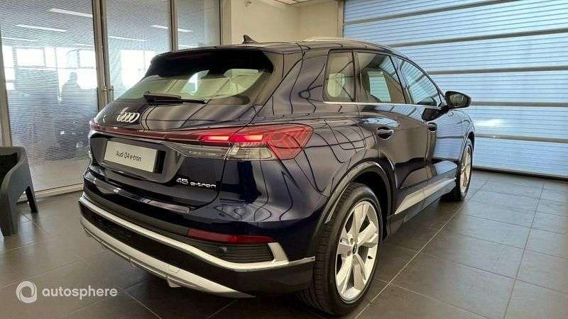 Audi Q4 e-tron 45 e-tron 285ch + Pack S line 8.500 km 48.999 &euro; Champniers 16430