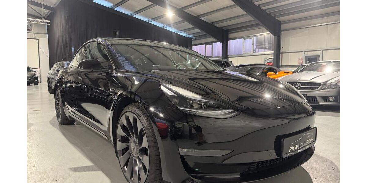 Tesla Model 3 30.000 km 32.690 &euro; Grasberg 28879