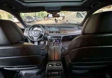 BMW 730 211.000 km 9.999 &euro; Berlin 12359